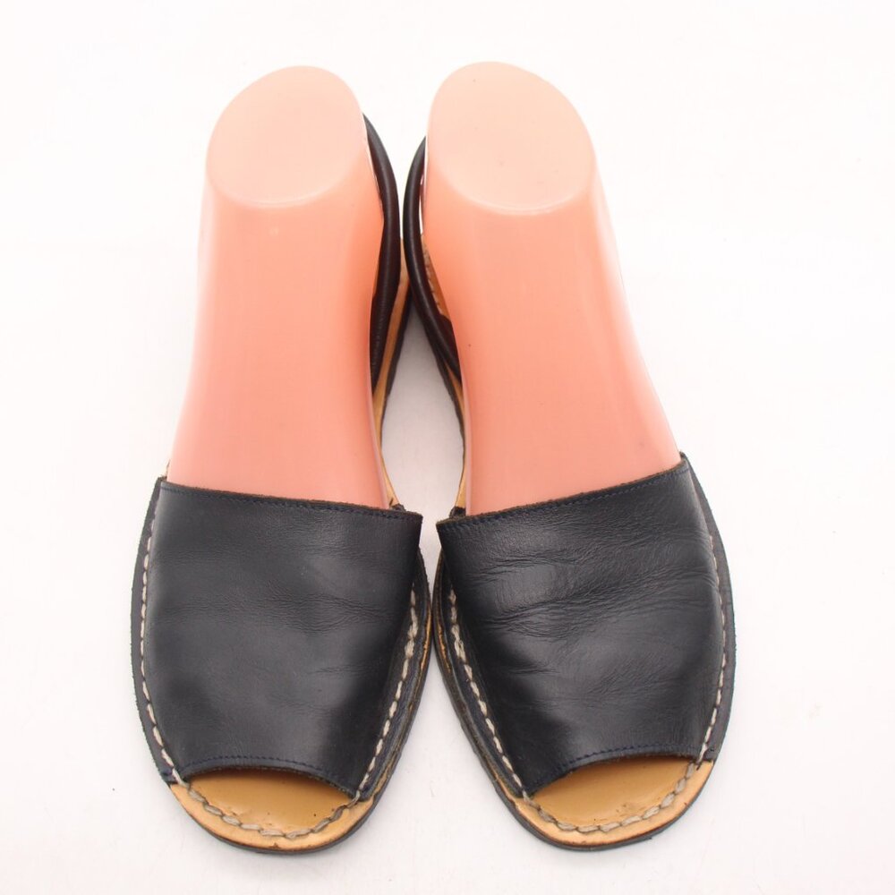 Blue and Tan Espadrille Sandals with Open-Toe Design